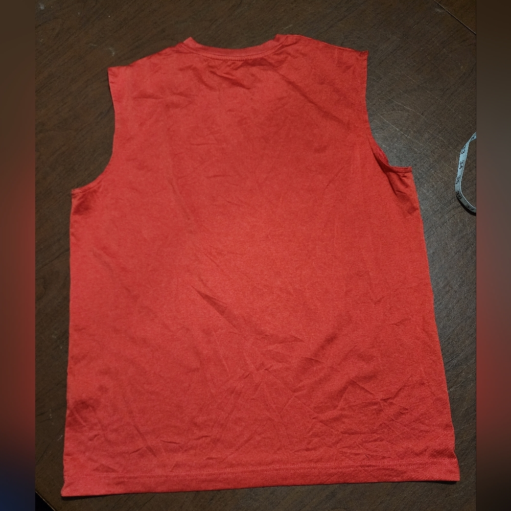 FILA Red Sleeveless Shirt - Picture 5 of 5